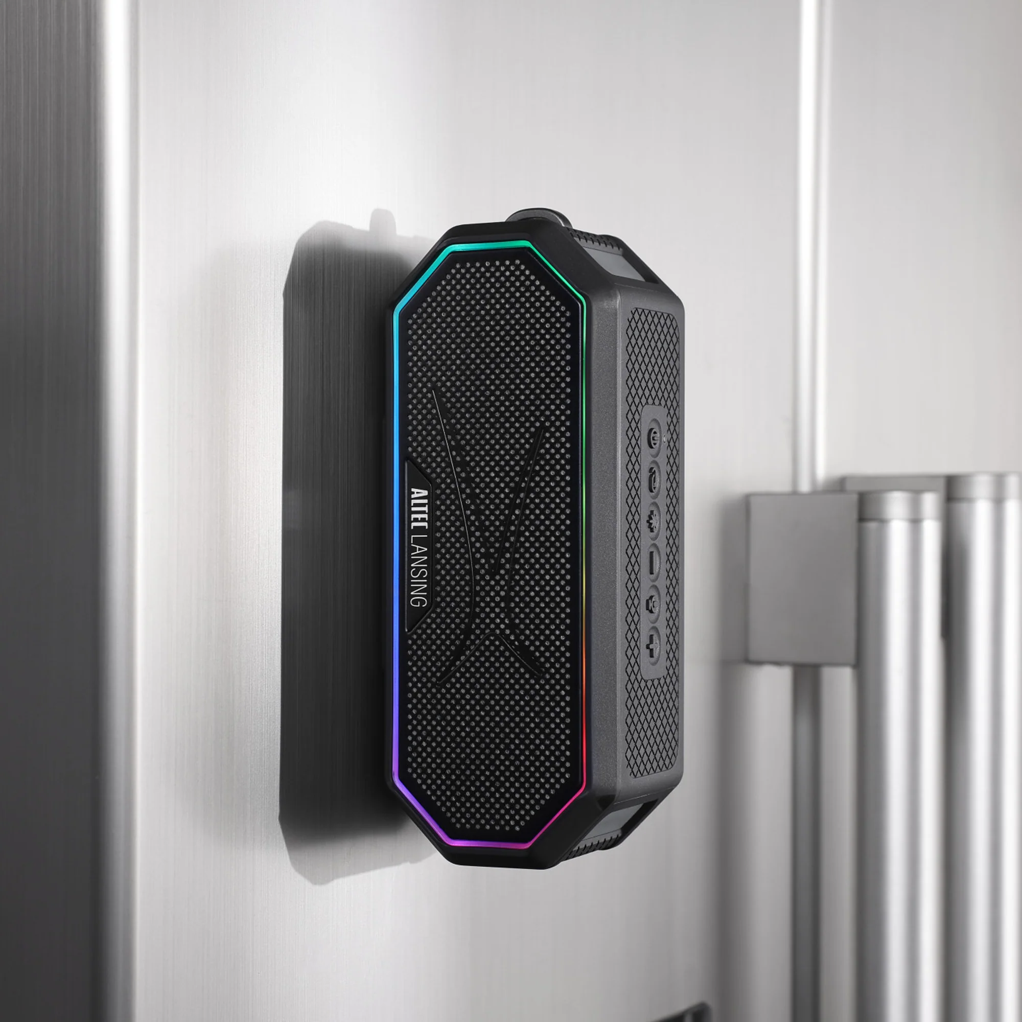 Altec Lansing HydraJolt 2.0 EVERYTHINGPROOF® Speaker - Image 9