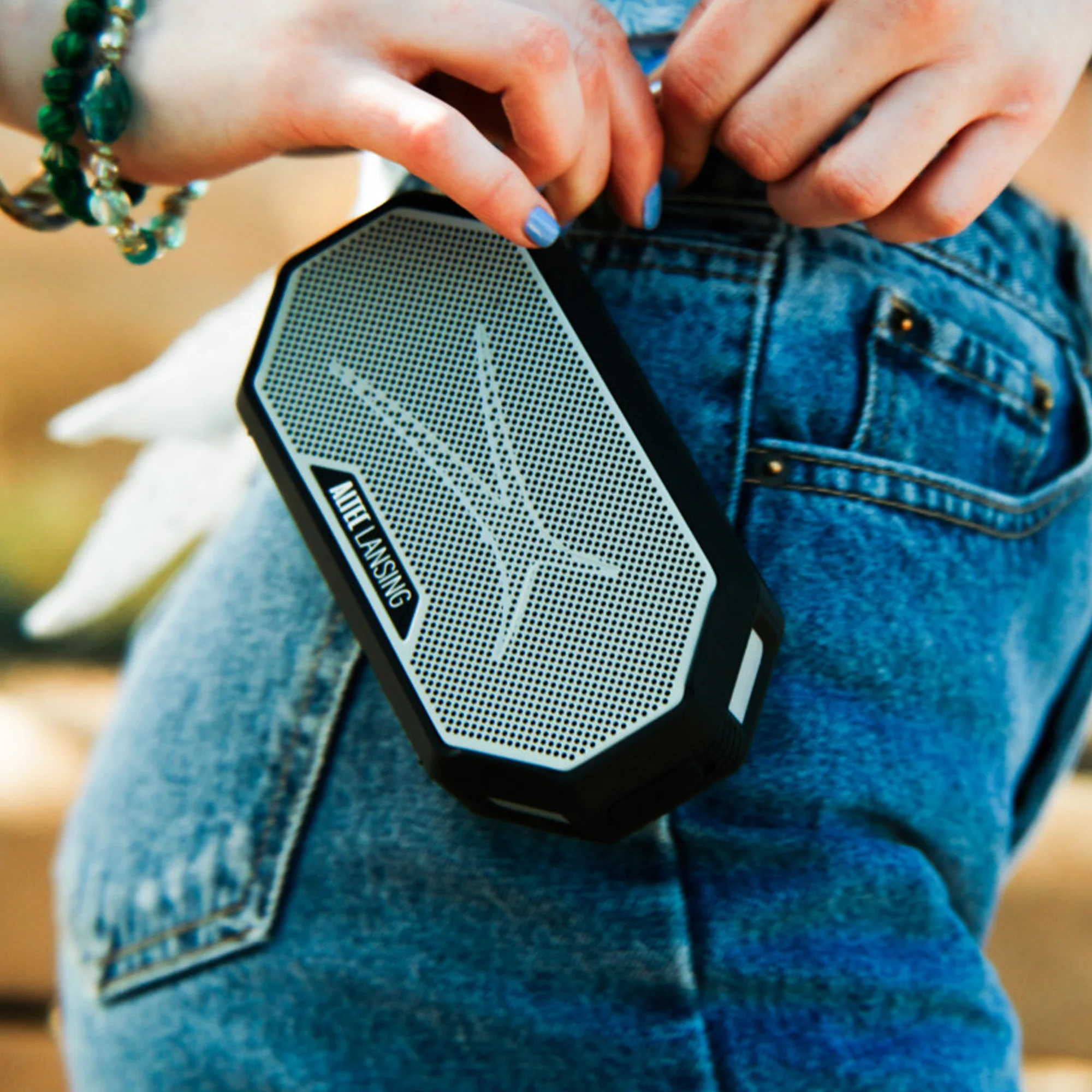 Altec Lansing HydraMini 2.0 EVERYTHINGPROOF® Speaker - Image 8